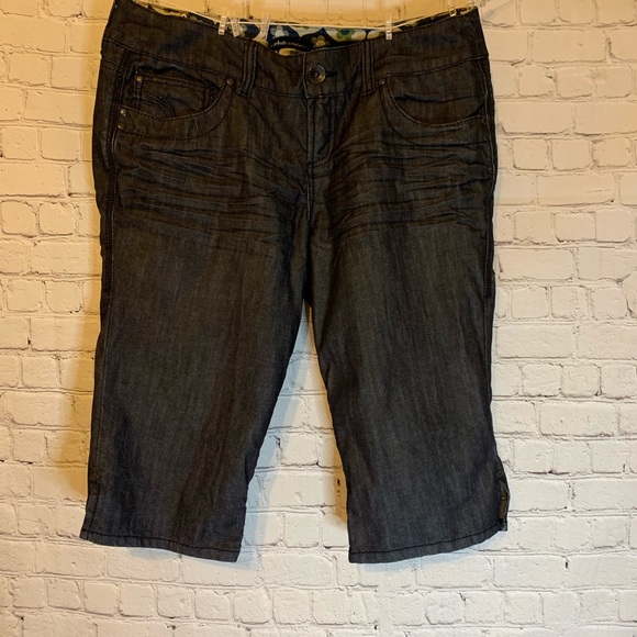 Freestyle Revolution denim capris, size 16 - Picture 1 of 8
